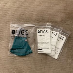 Figs face mask- Hunter Green